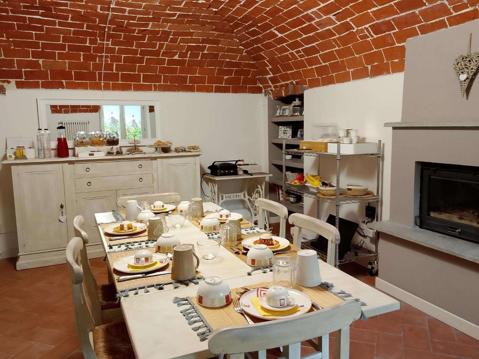 Cascina Spazio Indaco Castagnole Monferrato 外观 照片